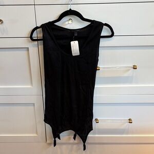 Classic Black Sleeveless Garter tank top with Round Neck